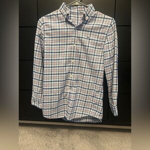Vineyard Vines Blue and White Casual Button Down Shirt size Medium (12/14)